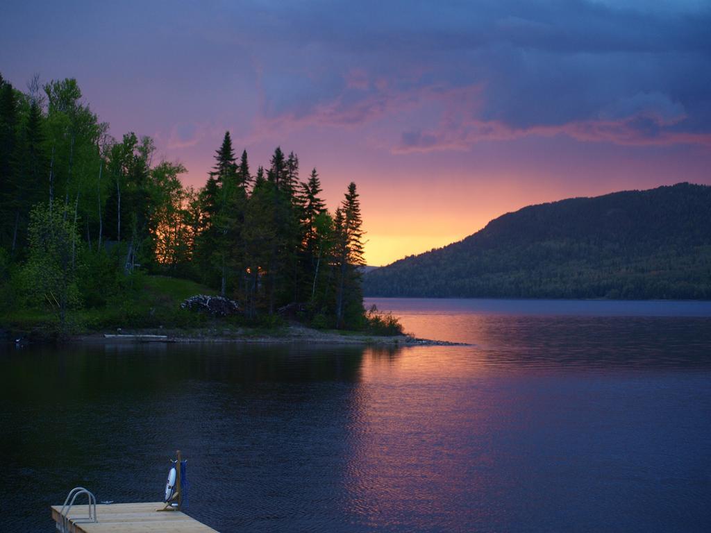 Auberge Sur Le Lac Temiscouata Temiscouata Sur Le Lac 외부 사진